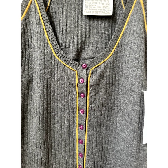 Urban Outfitters Hawks Knit Top - Picture 5 of 7